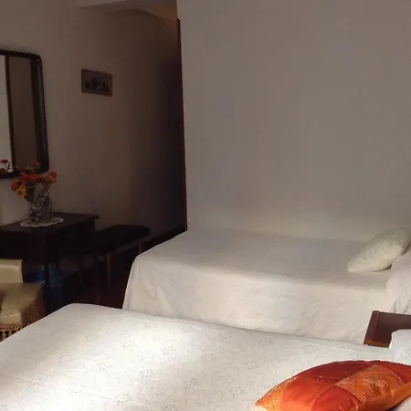 Ira Guest house San Sebastian